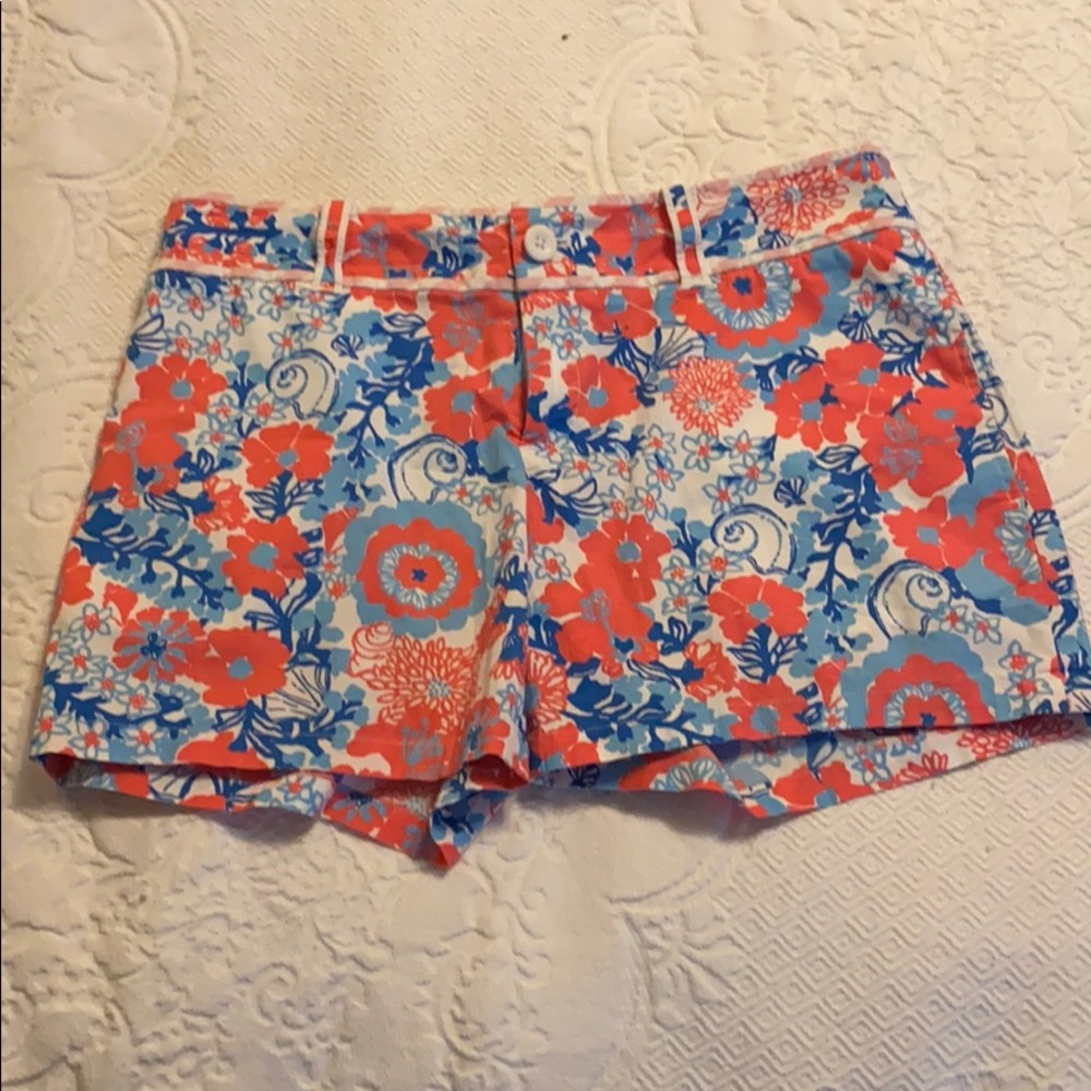 Summer fun Lilli Pulitzer shorts!